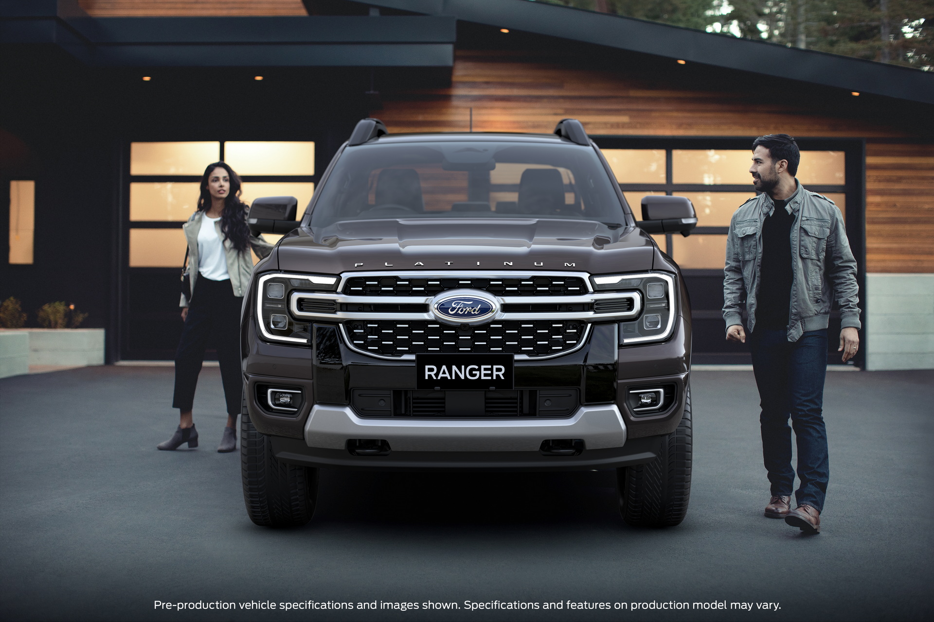 Ford Ranger 2023 ra mắt biến thể đầu bảng Platinum mới, giá từ 51.927 USD